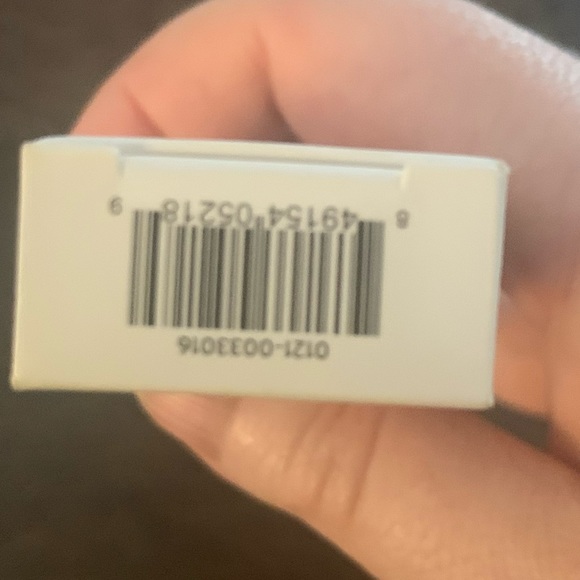 LAURA GELLER SPACKLE- SKIN PERFECTING WATERPROOF EYE PRIMER- FAIR/LIGHT - Picture 8 of 9